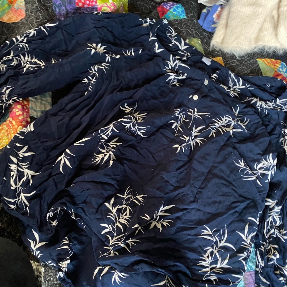 Shirt - Picture 2 of 2
